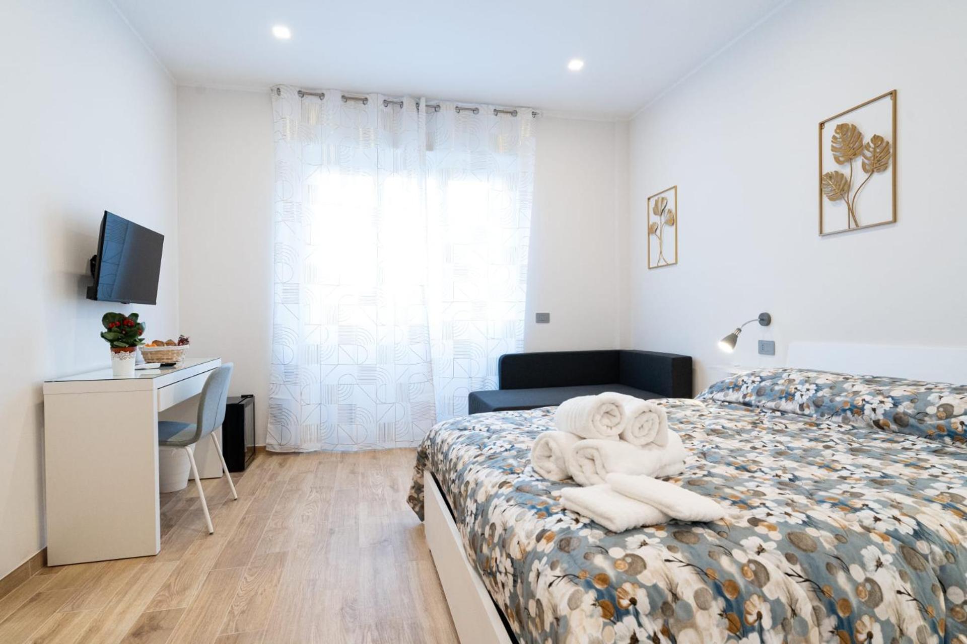 La Dolce Vita Rooms Rome Exterior photo